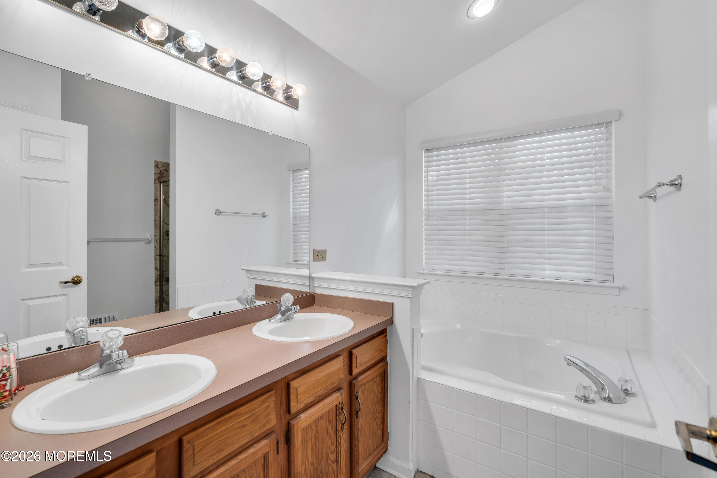 22 S Avon Drive Jackson NJ 08527