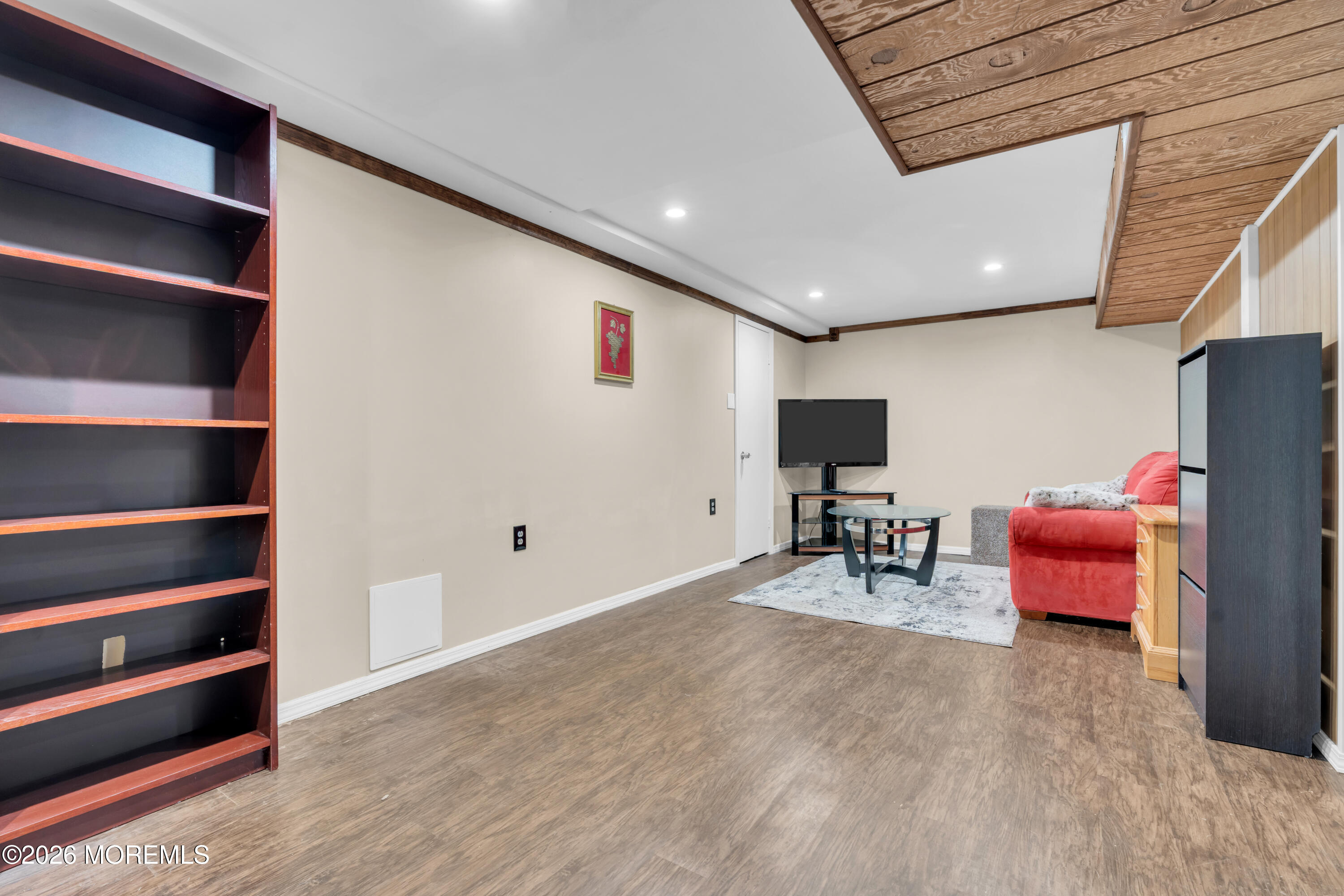 6 Mt Court East Brunswick NJ 08816