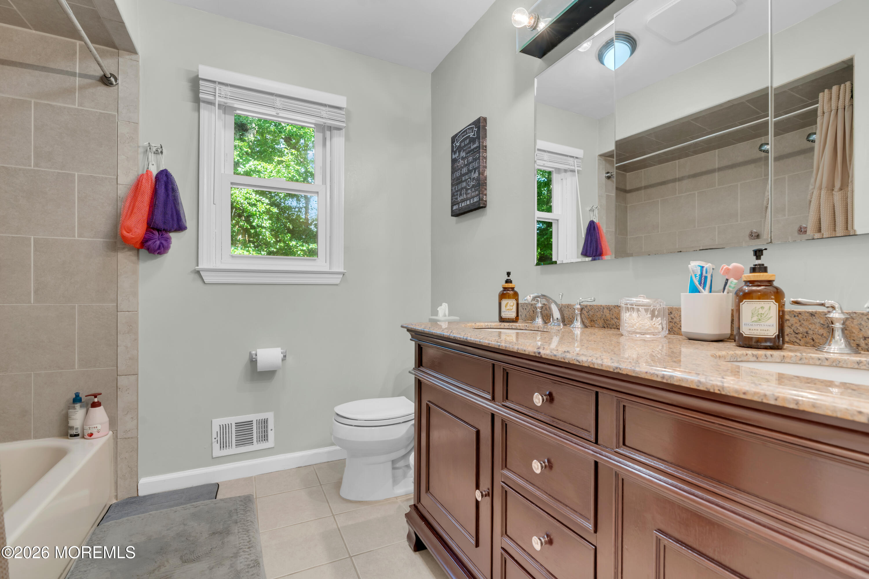 6 Mt Court East Brunswick NJ 08816