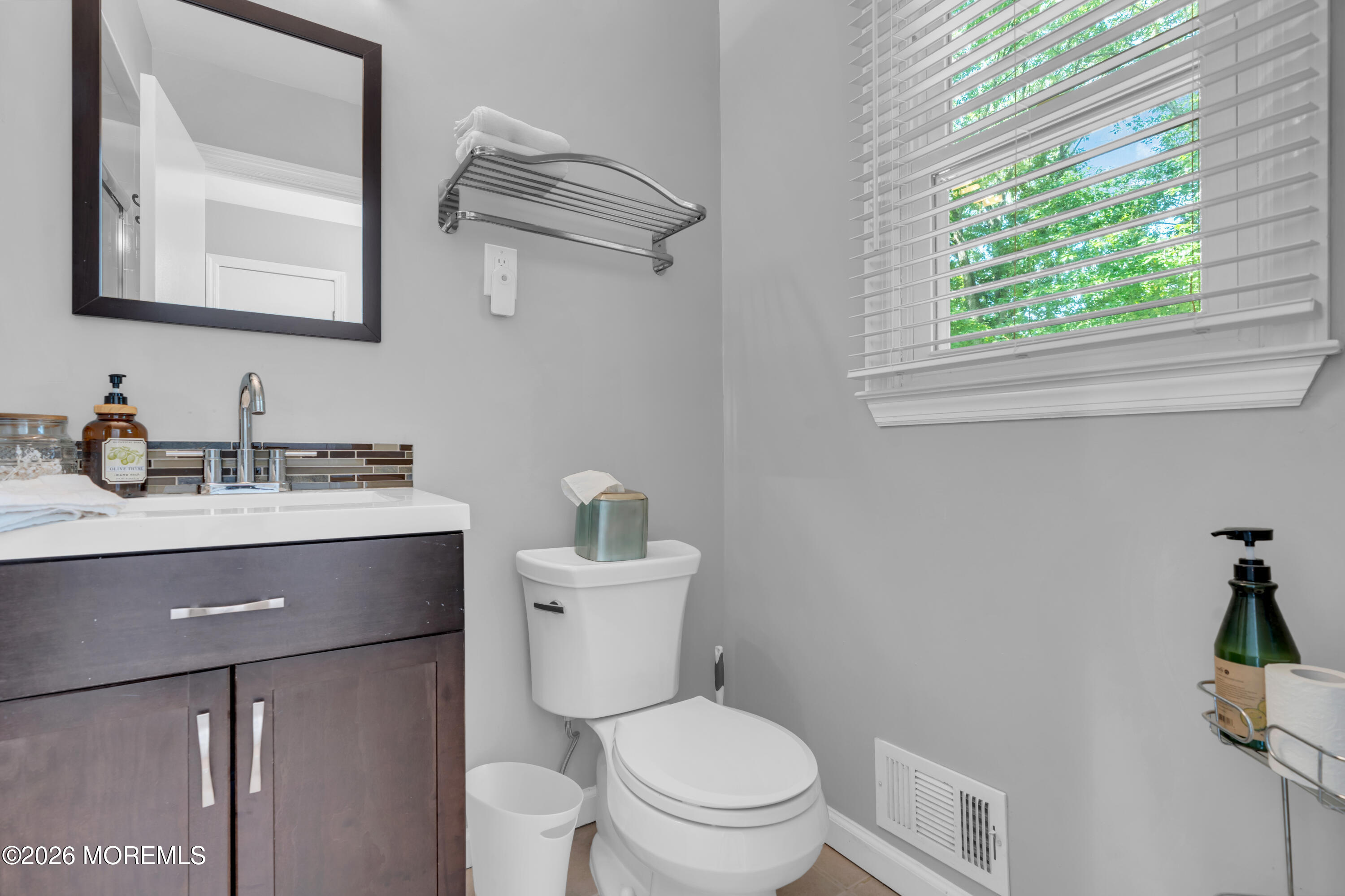 6 Mt Court East Brunswick NJ 08816