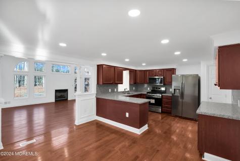 6 Afton Road Jackson NJ 08527