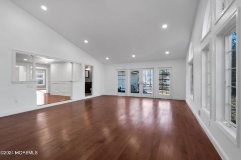 6 Afton Road Jackson NJ 08527