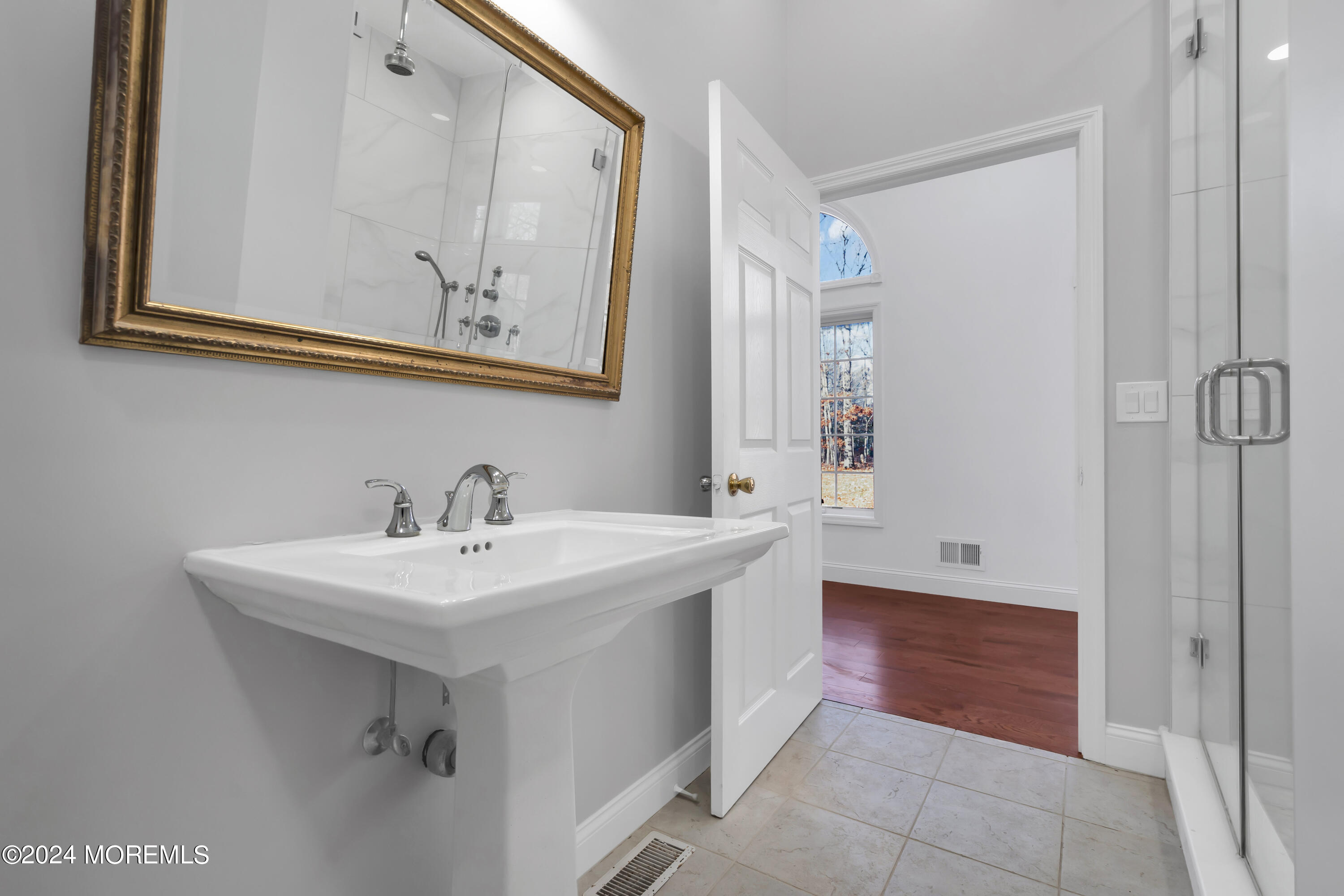 6 Afton Road Jackson NJ 08527