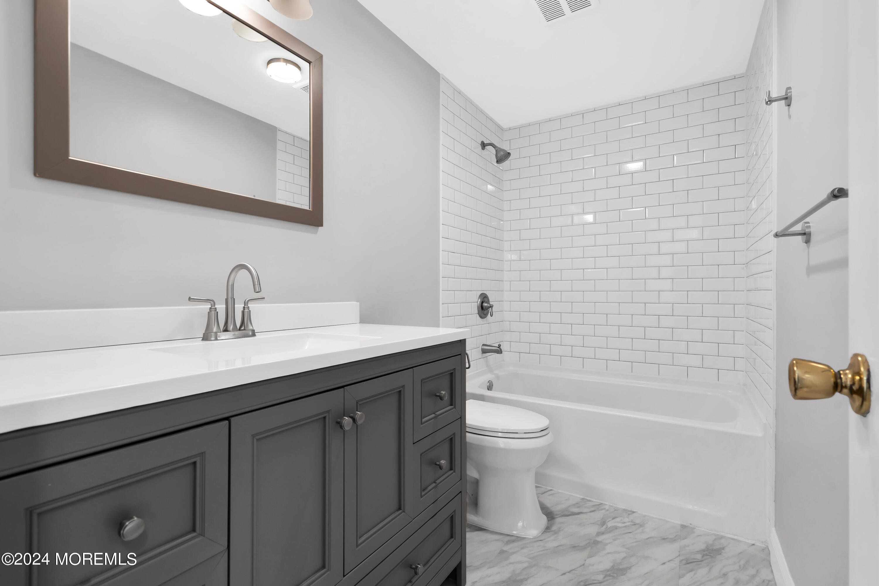 6 Afton Road Jackson NJ 08527