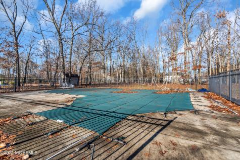 6 Afton Road Jackson NJ 08527