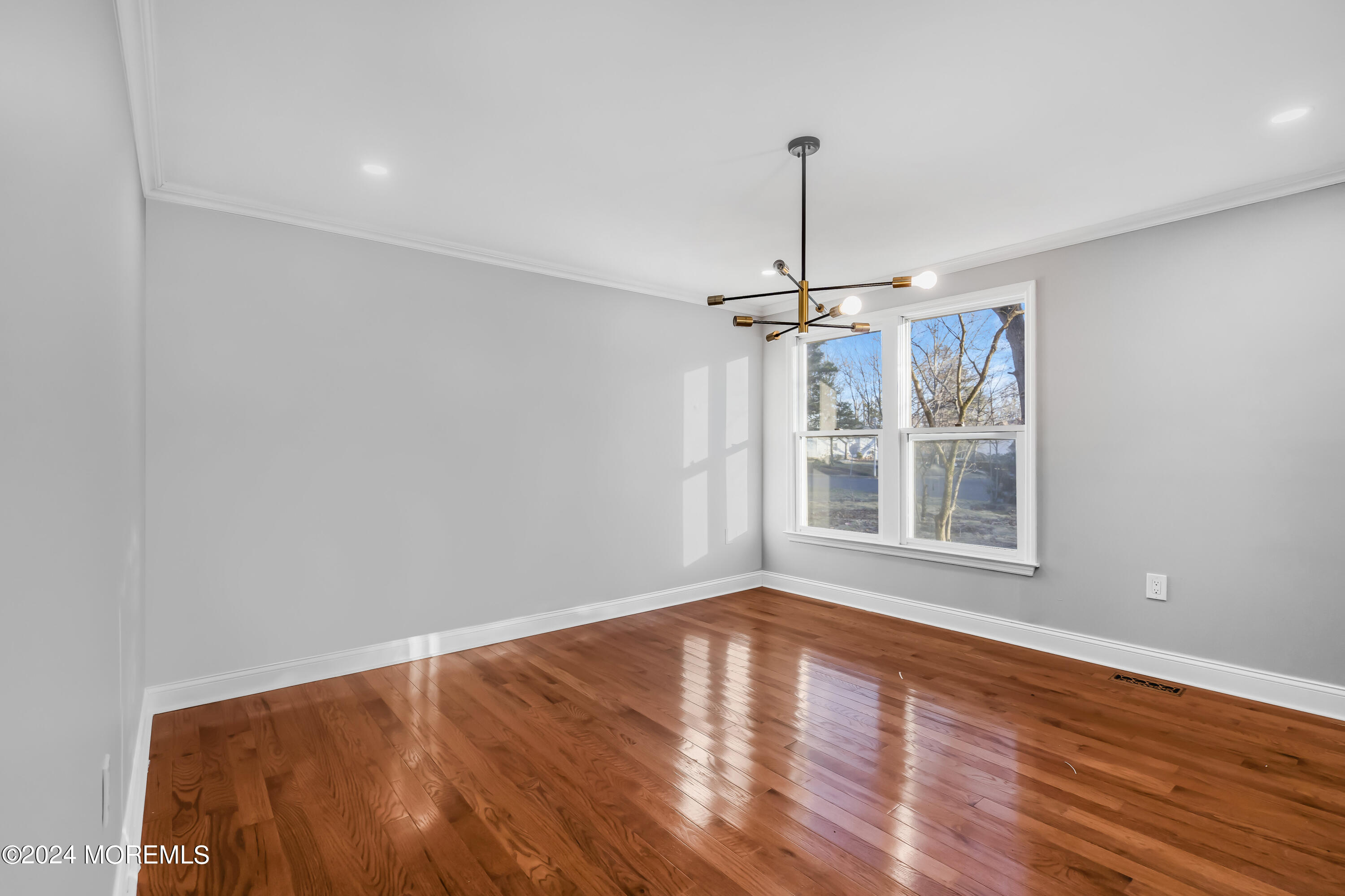 6 Afton Road Jackson NJ 08527