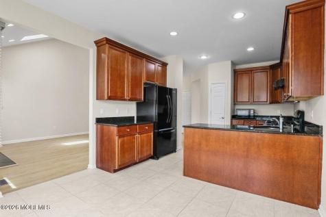12 Patton Court Manalapan NJ 07726