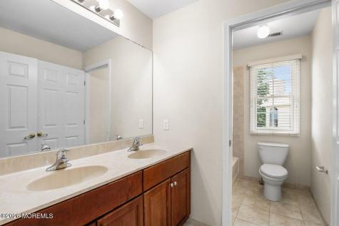 12 Patton Court Manalapan NJ 07726