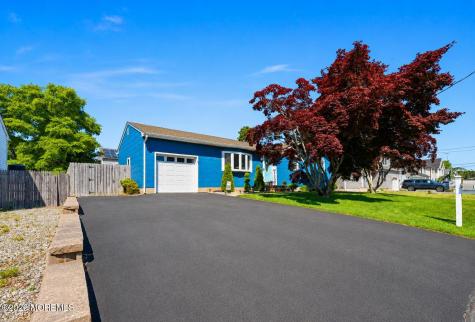 182 Mast Road Brick NJ 08723