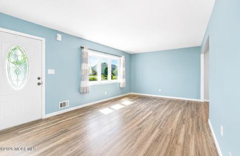 182 Mast Road Brick NJ 08723