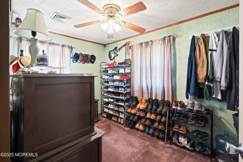 5 Bucks Lane Marlboro NJ 07746