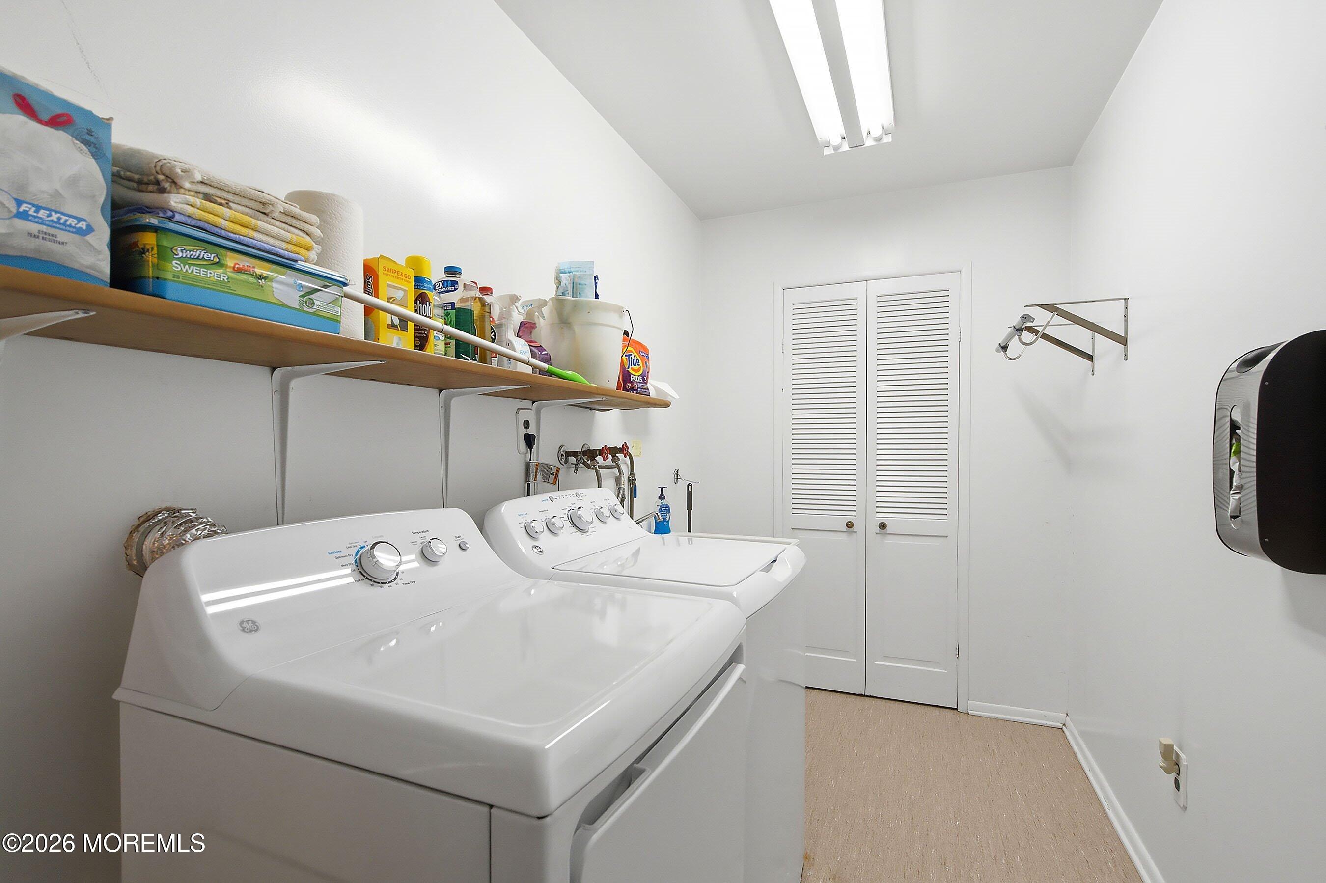 4 Bay Hill Road Leonardo NJ 07737