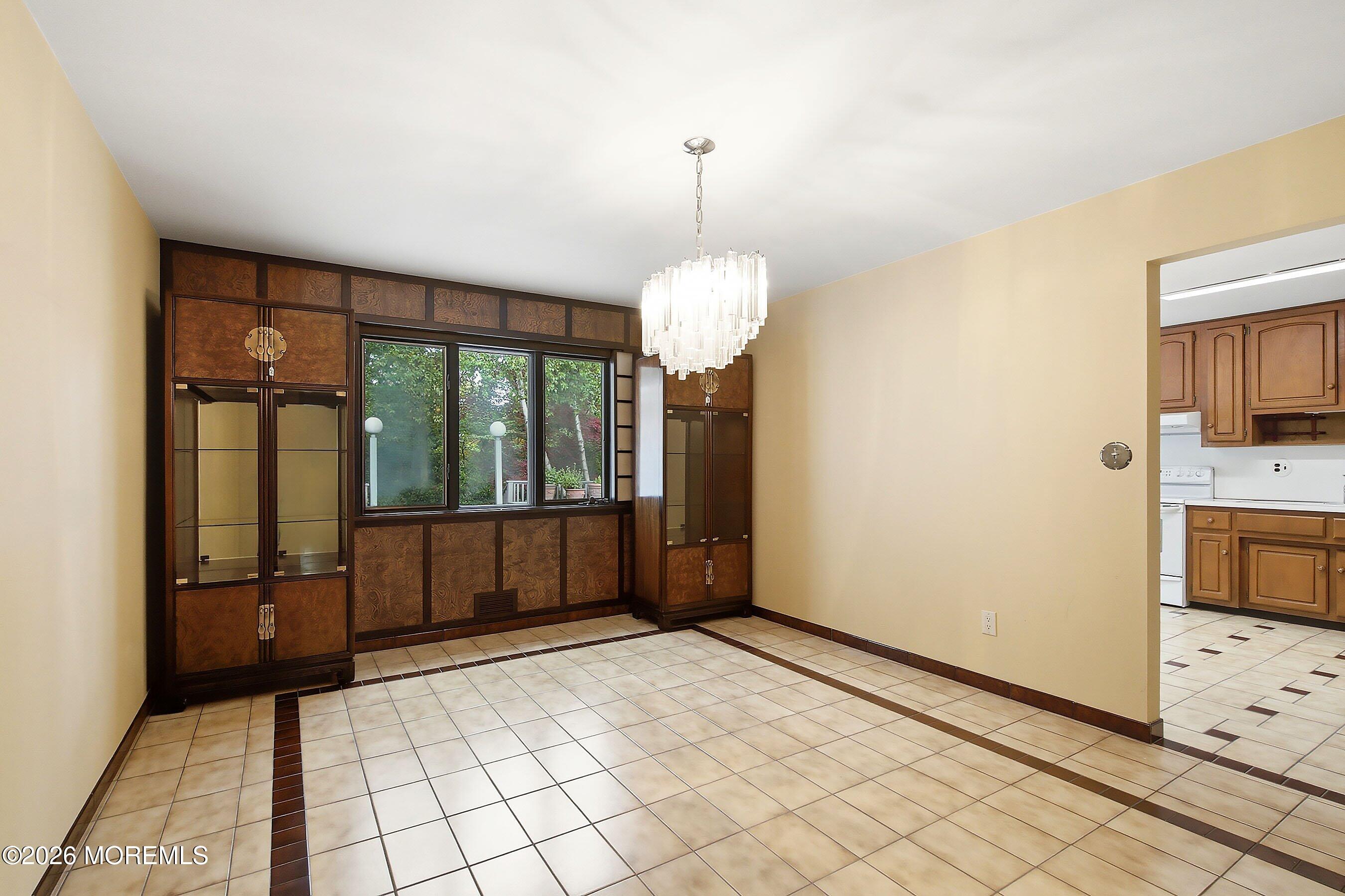 4 Bay Hill Road Leonardo NJ 07737