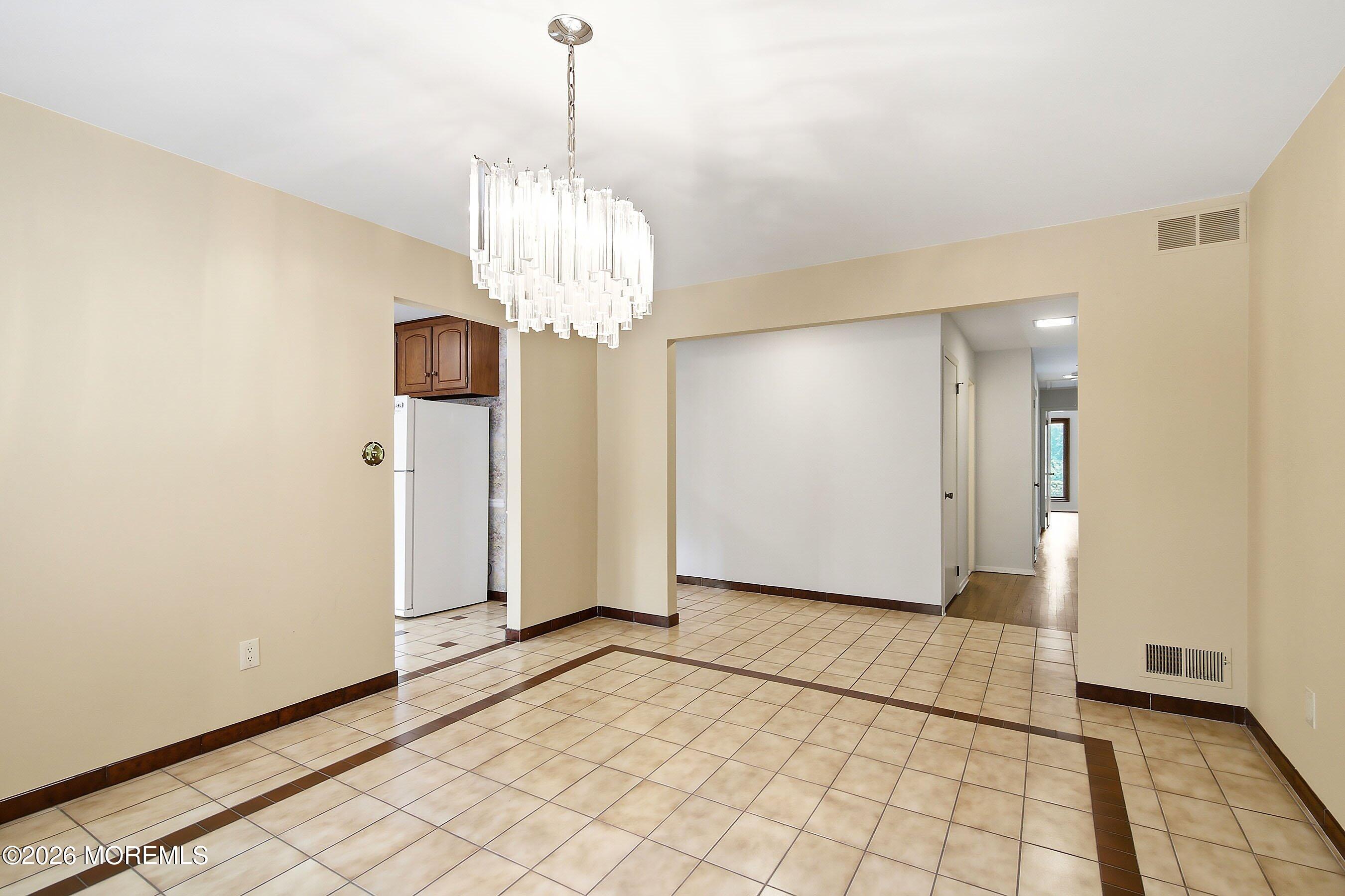 4 Bay Hill Road Leonardo NJ 07737