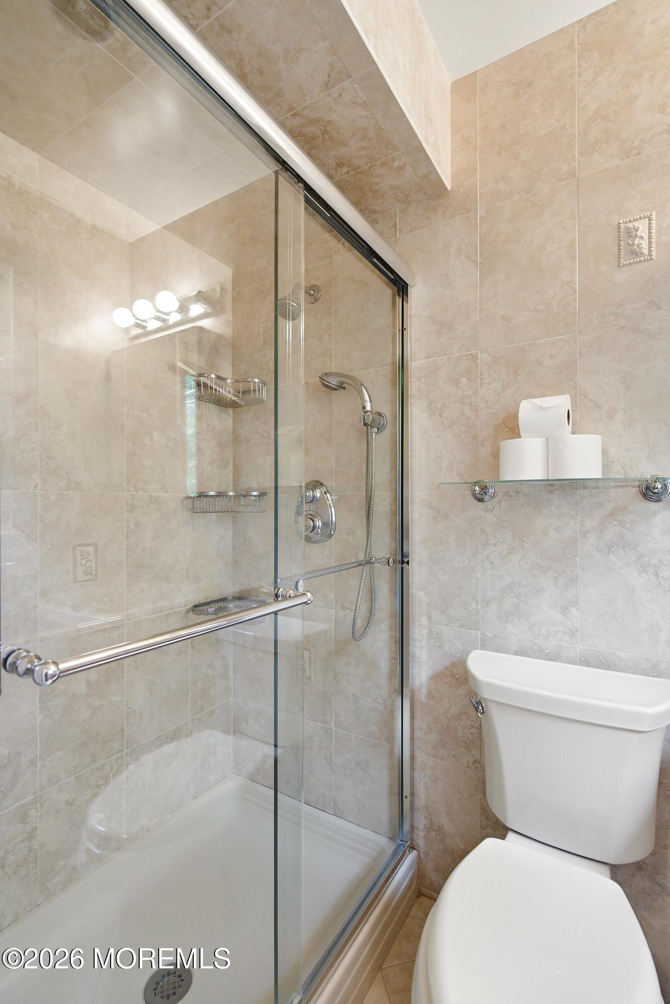 4 Bay Hill Road Leonardo NJ 07737