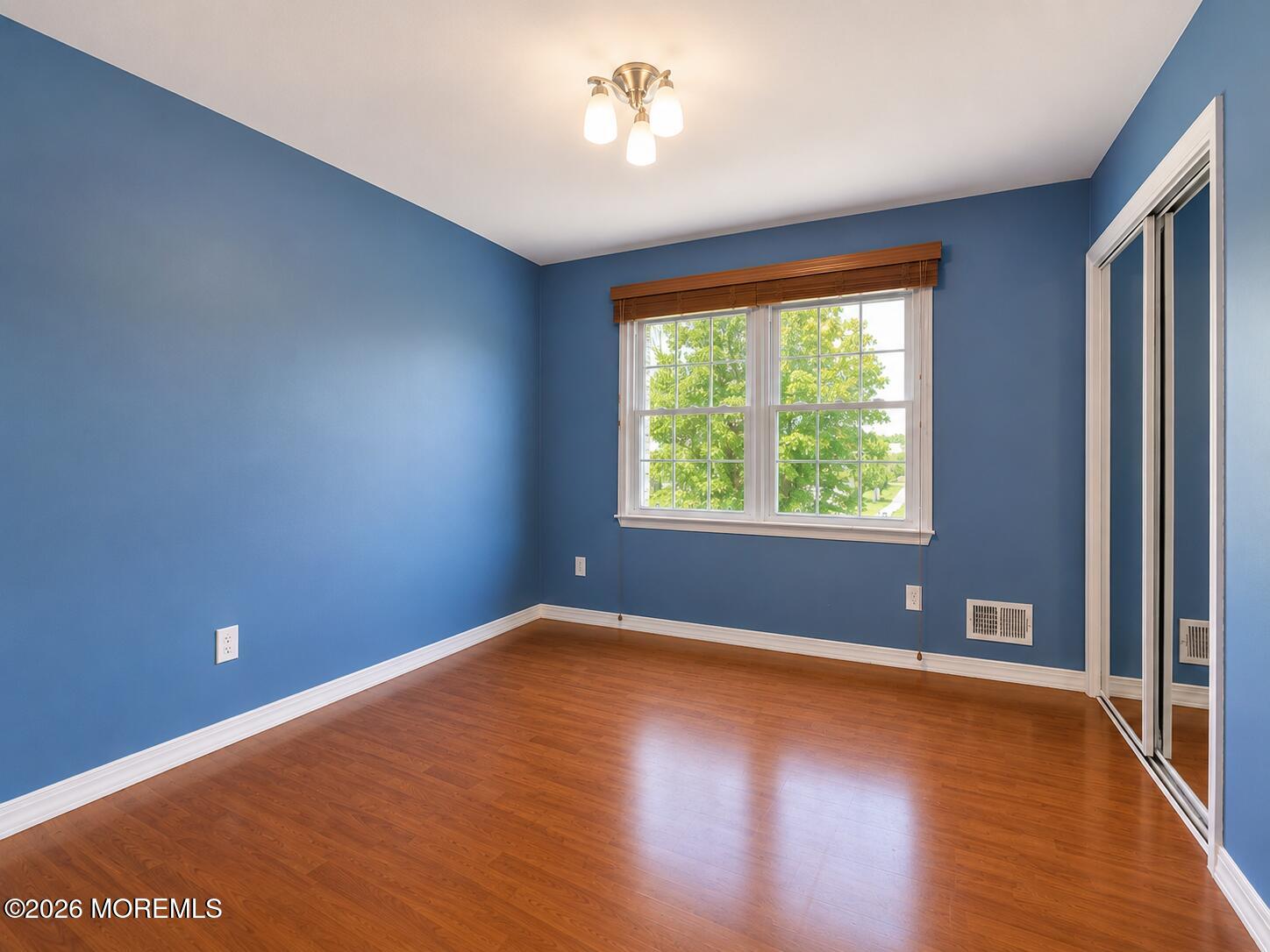 35 Liberty Drive Dayton NJ 08810