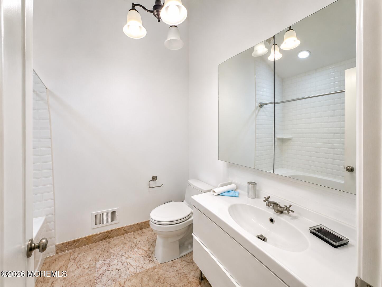 35 Liberty Drive Dayton NJ 08810