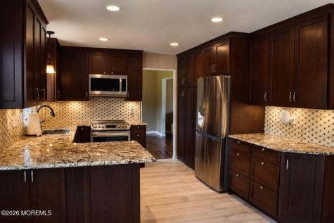 35 Liberty Drive Dayton NJ 08810