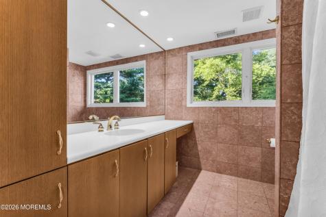 140 Tindall Road Middletown NJ 07748