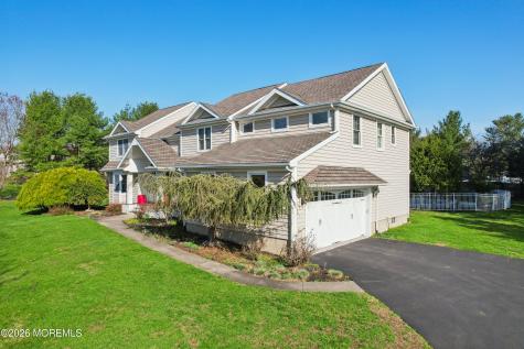 17 Riverside Lane Holmdel NJ 07733