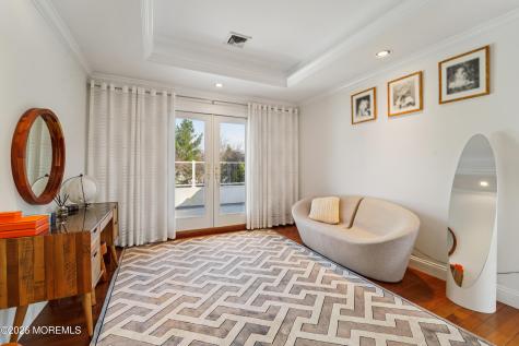 17 Riverside Lane Holmdel NJ 07733