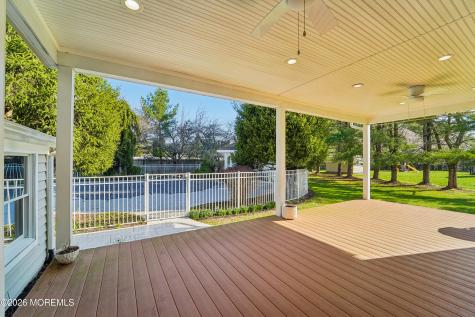 17 Riverside Lane Holmdel NJ 07733