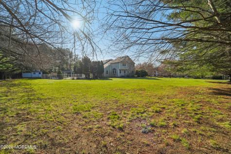 17 Riverside Lane Holmdel NJ 07733