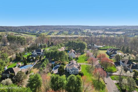 17 Riverside Lane Holmdel NJ 07733