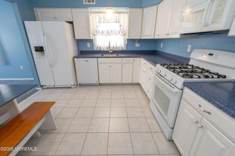 42 Buttonwood Court Lakewood NJ 08701
