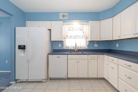 42 Buttonwood Court Lakewood NJ 08701
