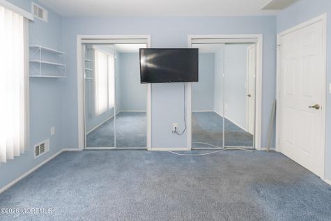 42 Buttonwood Court Lakewood NJ 08701
