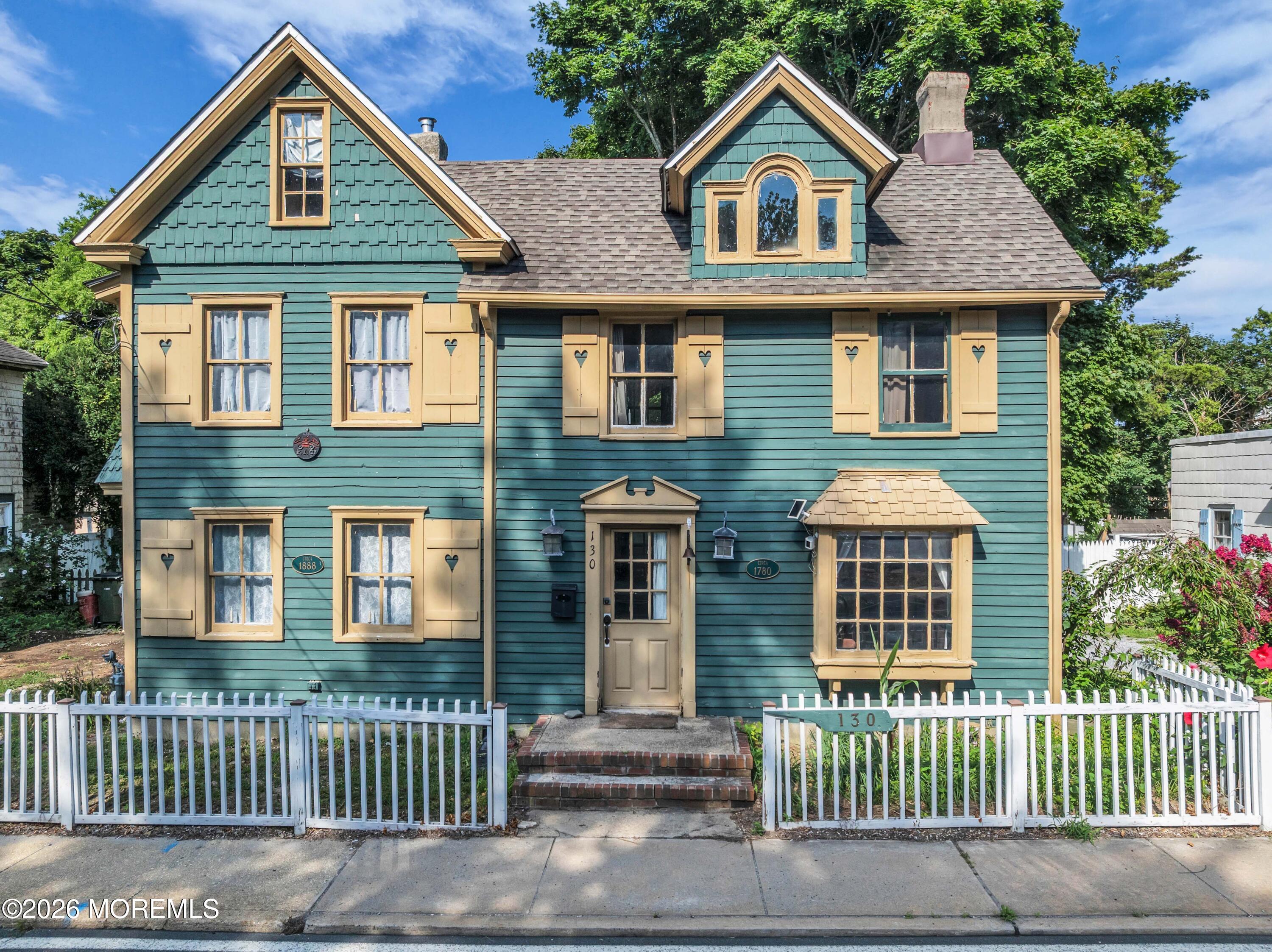 Tuckerton NJ, 130 S Green Street