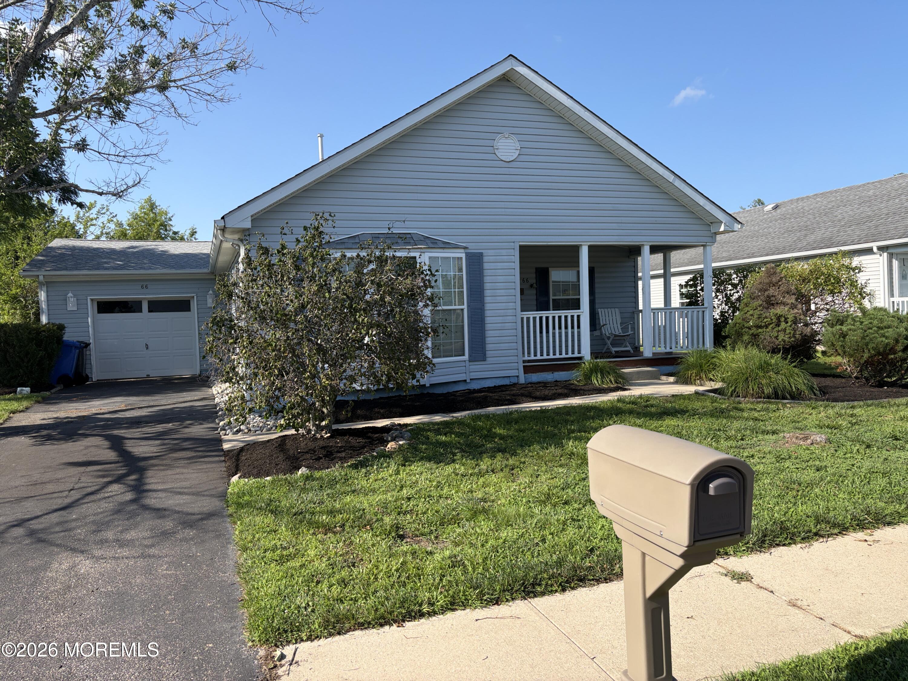 66 Perrys Lane Manahawkin NJ 08050