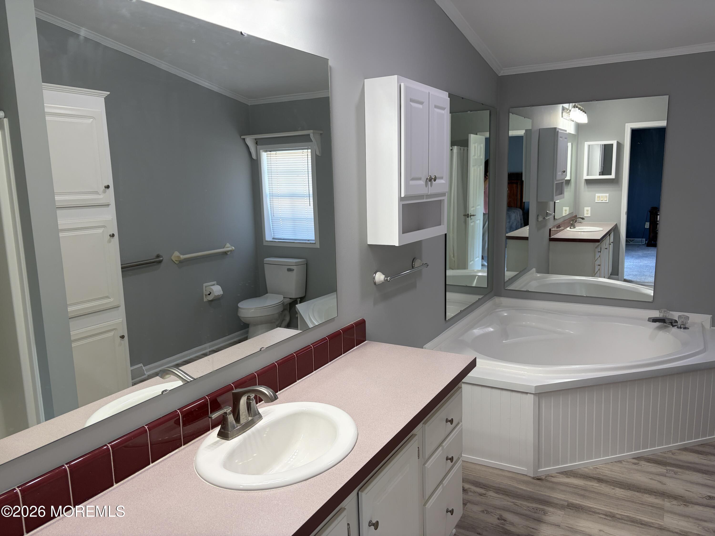 66 Perrys Lane Manahawkin NJ 08050