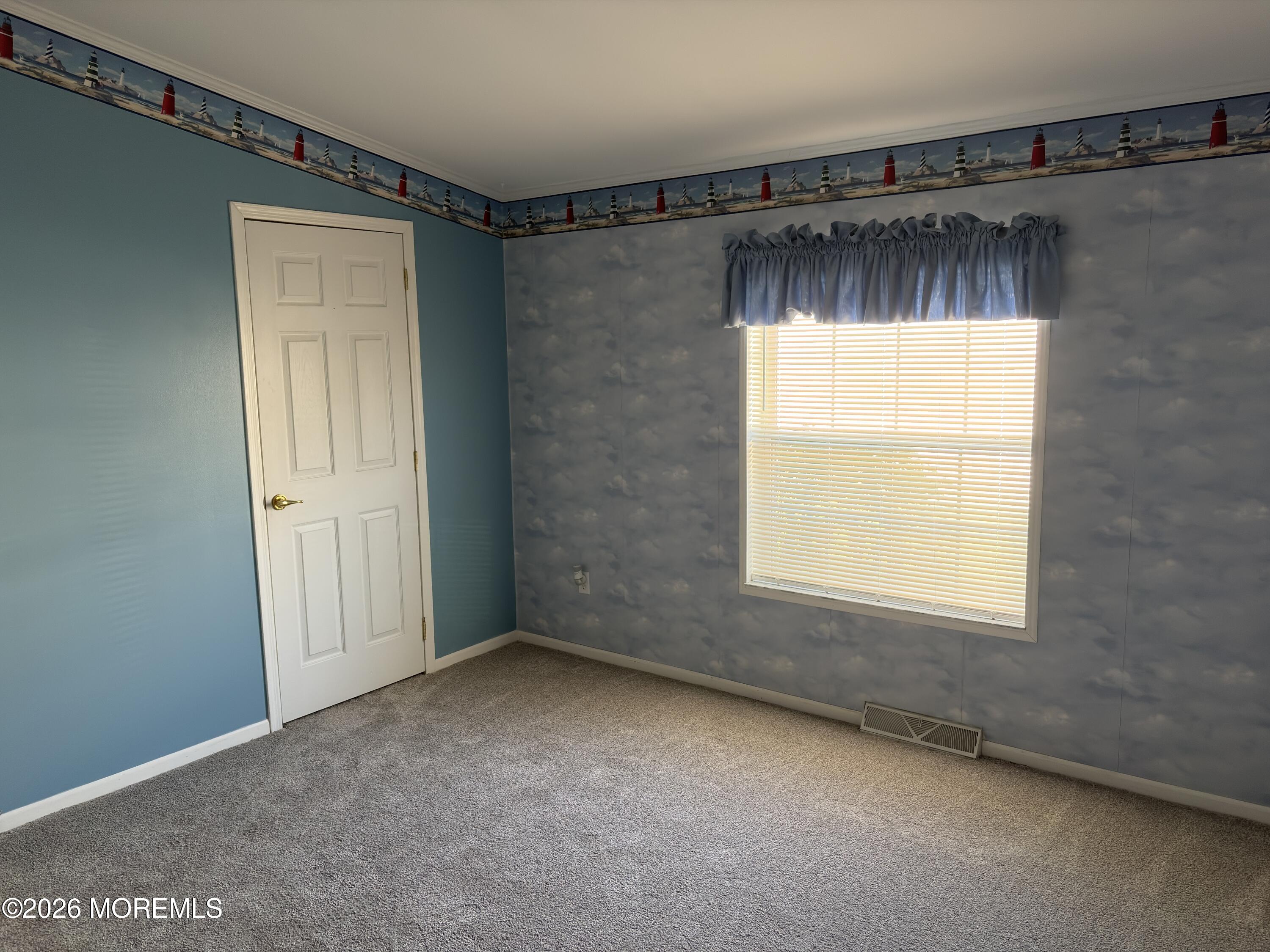 66 Perrys Lane Manahawkin NJ 08050