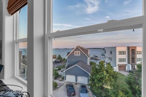 13 Lagoon Drive E Toms River NJ 08753