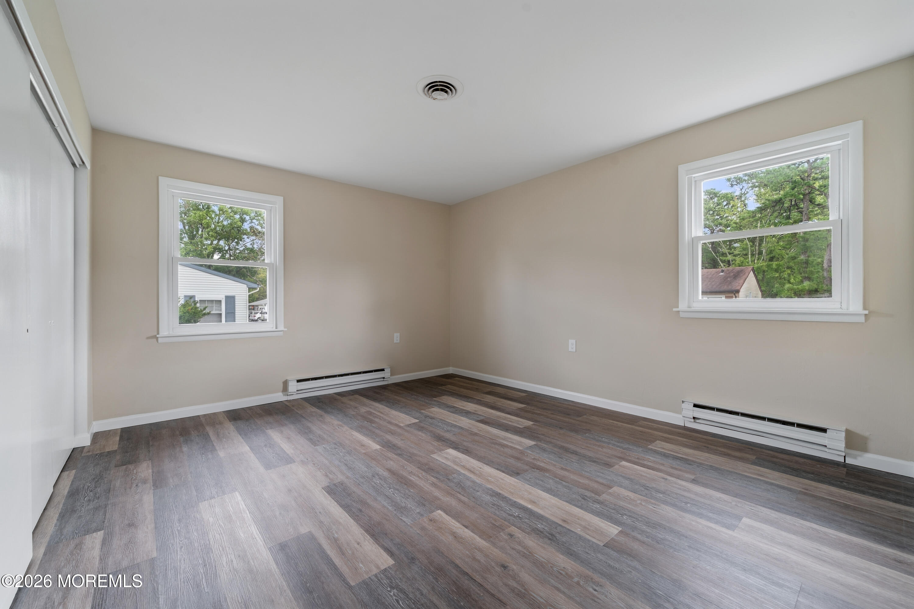18 N Chestnut Avenue Whiting NJ 08759
