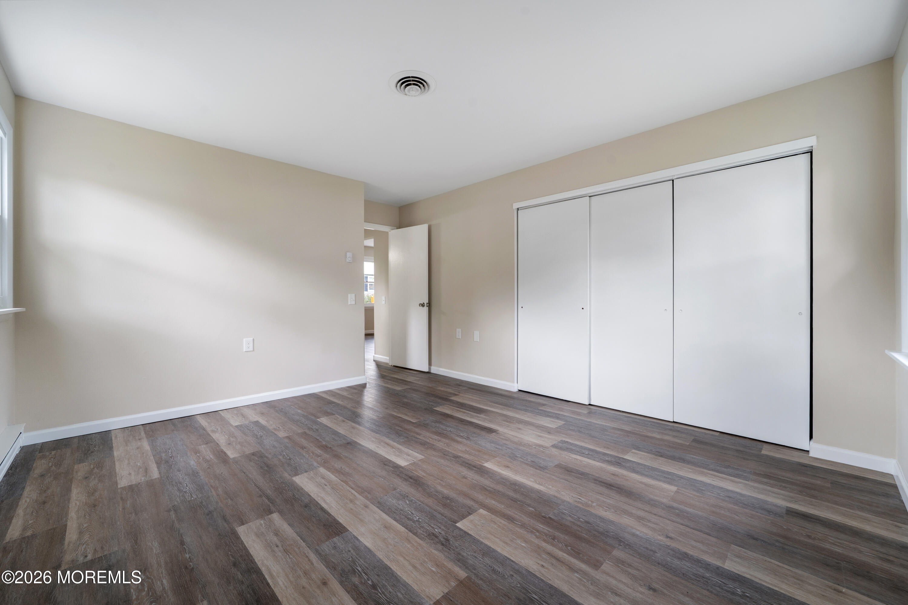 18 N Chestnut Avenue Whiting NJ 08759