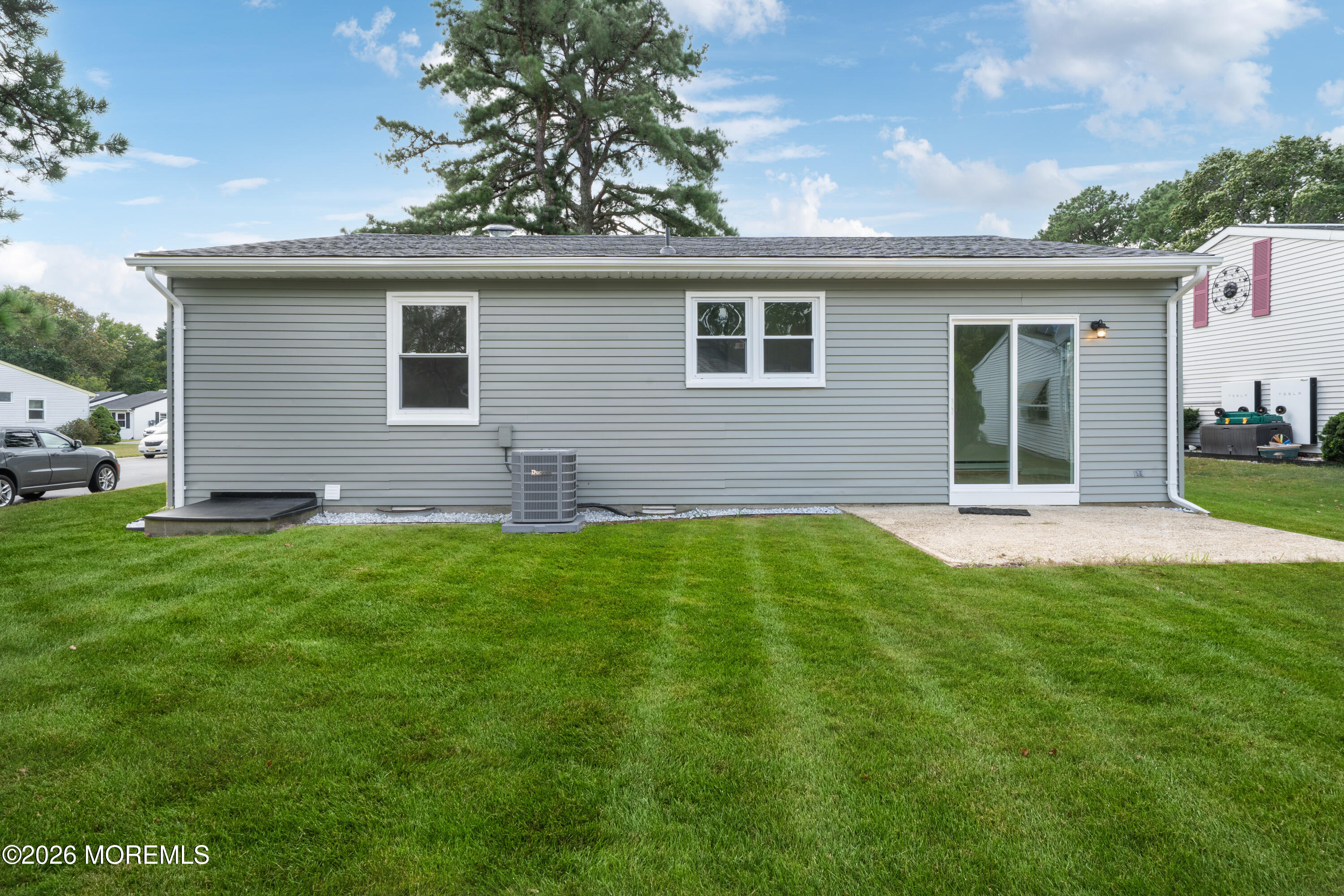18 N Chestnut Avenue Whiting NJ 08759