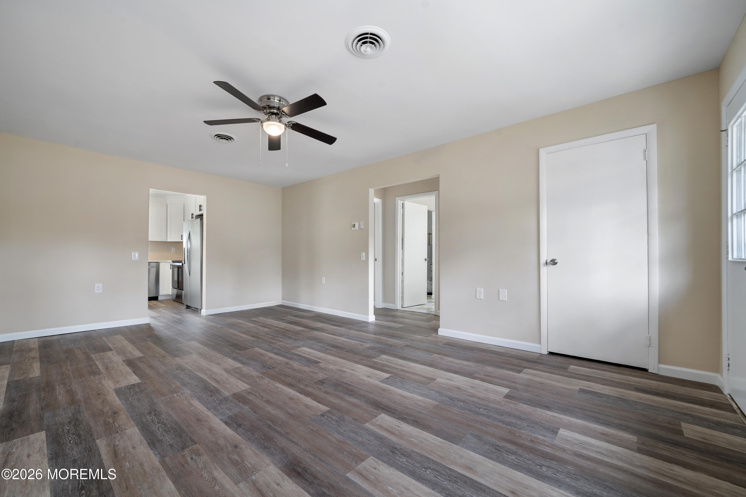 18 N Chestnut Avenue Whiting NJ 08759