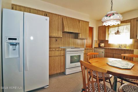 23 Capri Court Toms River NJ 08757