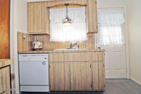 23 Capri Court Toms River NJ 08757