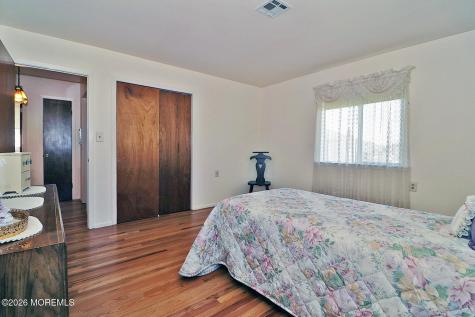 23 Capri Court Toms River NJ 08757