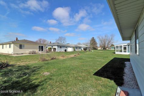 23 Capri Court Toms River NJ 08757