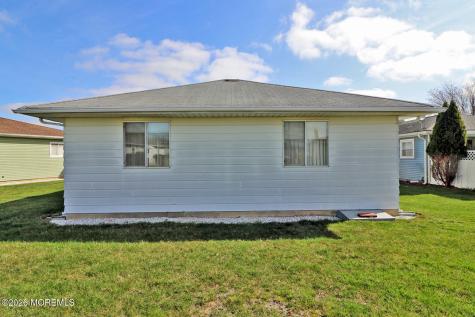 23 Capri Court Toms River NJ 08757