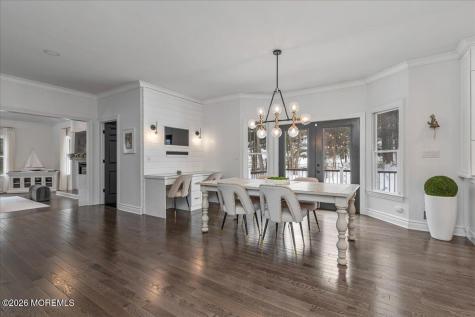 6 Tricorne Court Holmdel NJ 07733