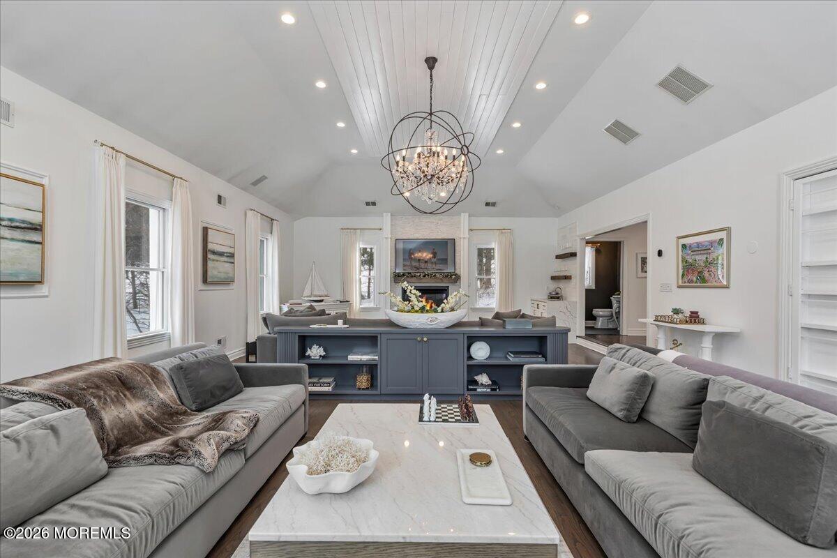 6 Tricorne Court Holmdel NJ 07733