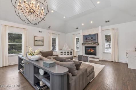 6 Tricorne Court Holmdel NJ 07733