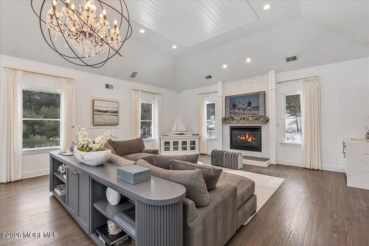 6 Tricorne Court Holmdel NJ 07733