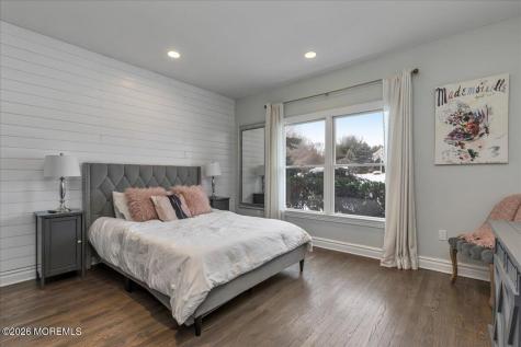 6 Tricorne Court Holmdel NJ 07733